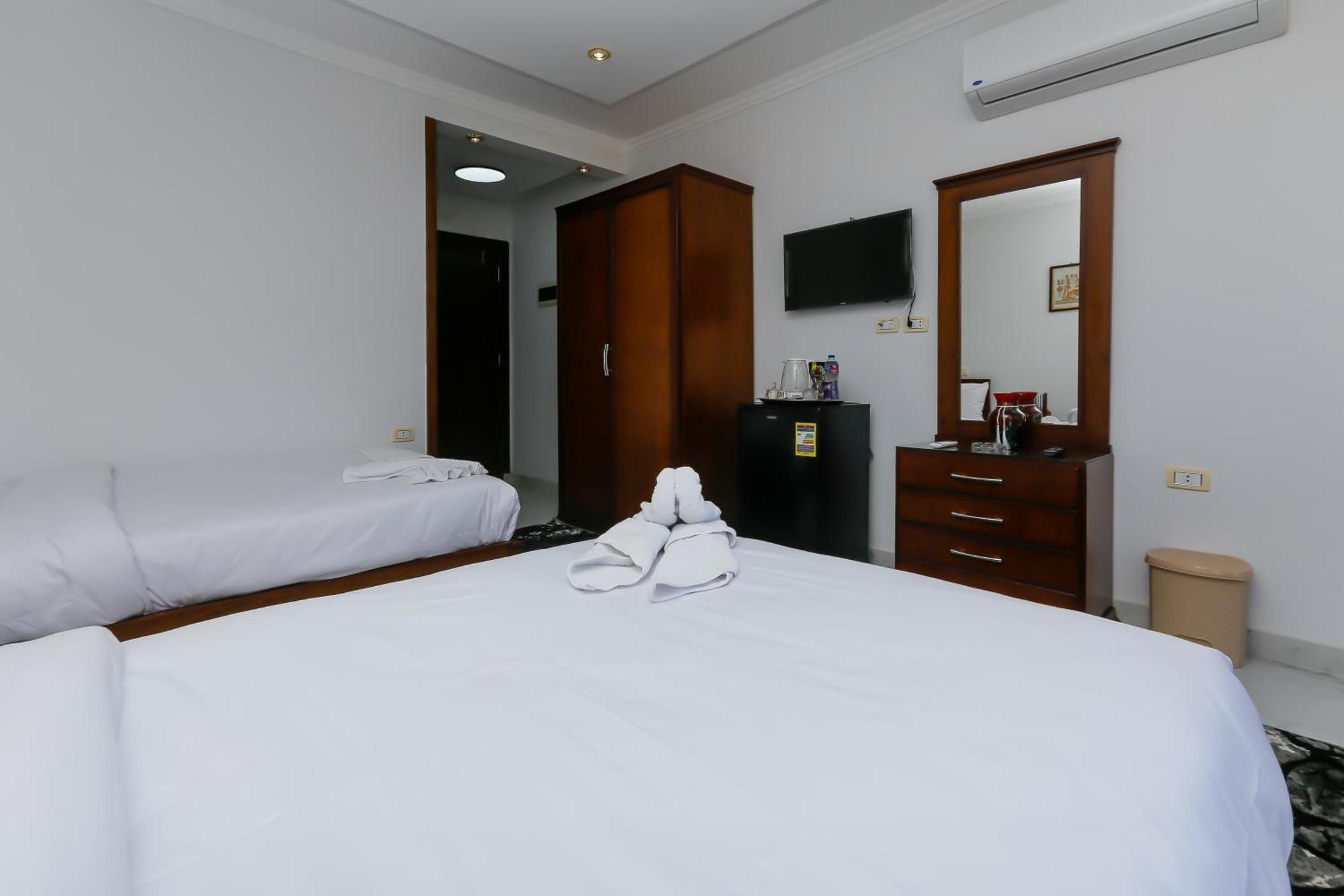 New Asser Hotel Pyramid Kafrat al Jabal Exterior photo